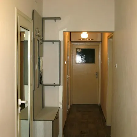 Apartment Melody *